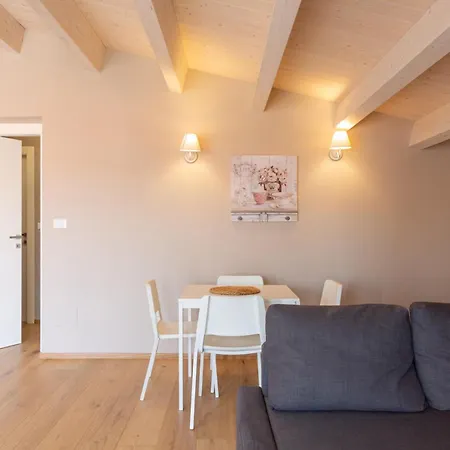 Appartamento Paola Maison 4 *